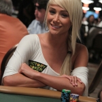 sara-underwood-2010-wsop-poker-5